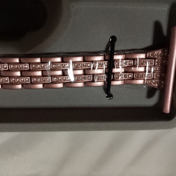 Rose Gold Metal Watch Band - Picture 2 of 2